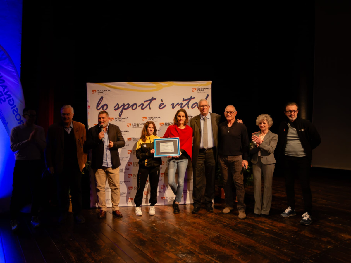 Il premio Atleta dell'Anno 2023 a Ilde Ingoglia, 16enne campionessa italiana di Taekwondo 1 • TUTTIGIORNI Il premio Atleta dell’Anno 2023 a Ilde Ingoglia, 16enne campionessa italiana di Taekwondo